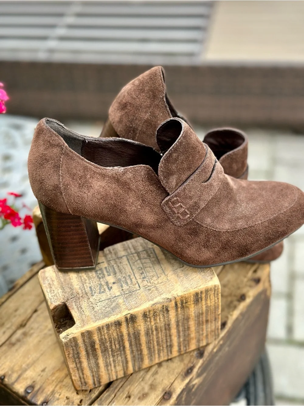 Born Brown Suede Heeled Loafers Penny Loafer Pumps 7M Comfort Shoes